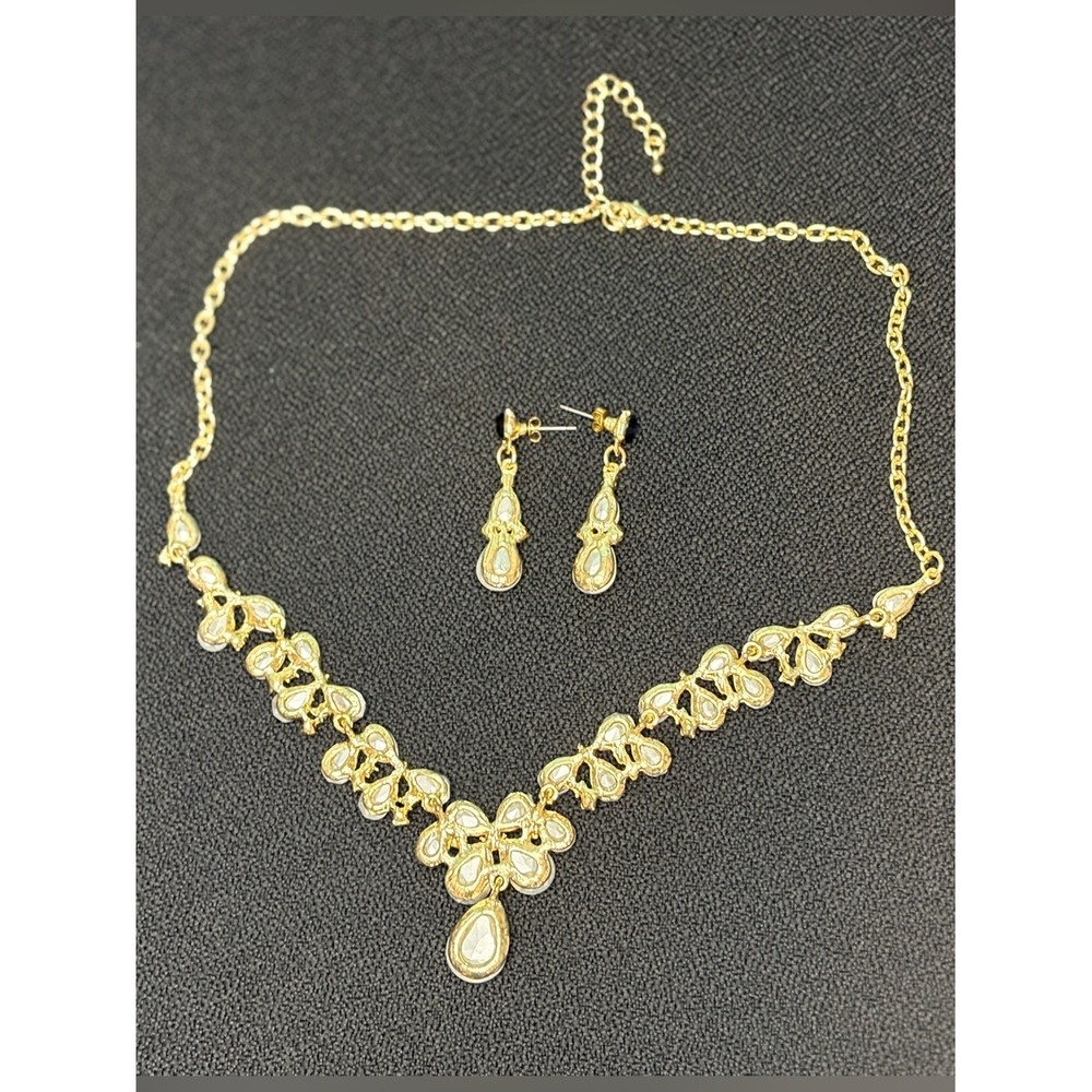 Gold-Tone Blue Crystal Necklace & Earrings Set‎ - Picture 12 of 16